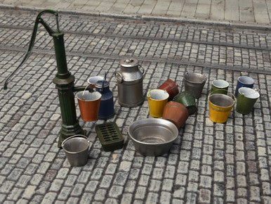 1/35 Miniart Water Pump Set w/Buckets, Cans, etc