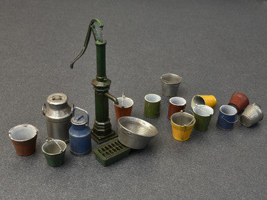 1/35 Miniart Water Pump Set w/Buckets, Cans, etc