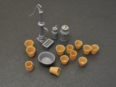 1/35 Miniart Water Pump Set w/Buckets, Cans, etc