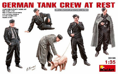 1/35 Miniart German Tank Crew at Rest (5 w/Pig)