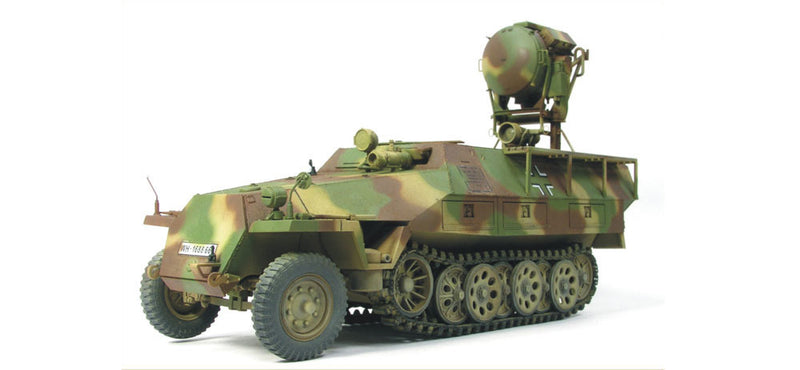 UHU SdKfz 251/20 Ausf D Infrared Searchlight Carrier