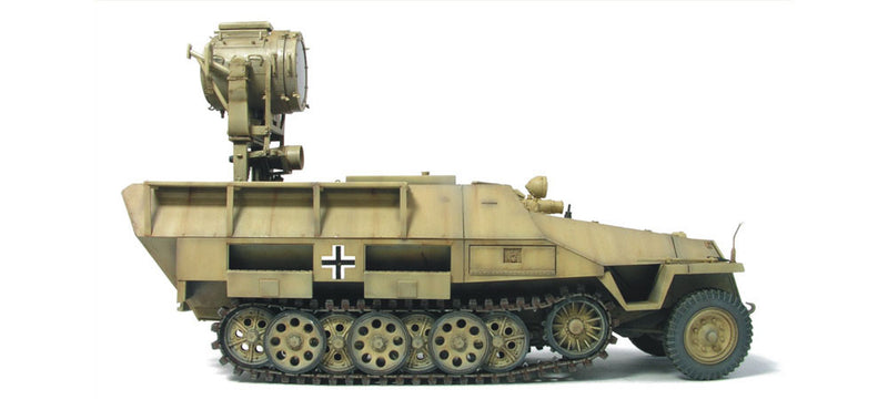 UHU SdKfz 251/20 Ausf D Infrared Searchlight Carrier