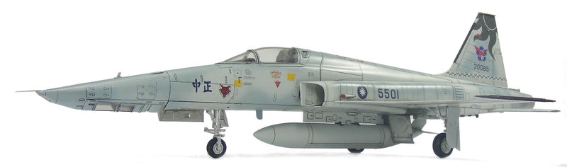 Northrop Rf-5E Tigereye 1:48