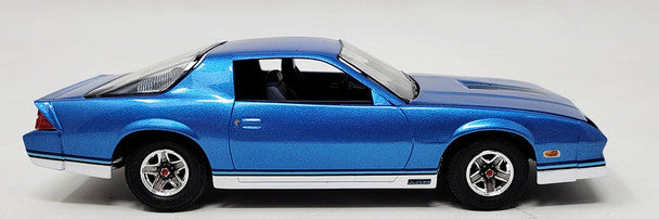 Atlantis Models 1982 Chevy Camaro Z28 Route 32 Car (formerly Monogram)