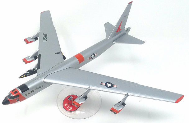 Atlantis Models Boeing B-52 with X-15 Plastic Model Kit