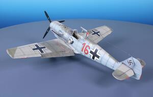 Messerschmitt Bf 109E-1 ‘Lightly-Armed Emil’  1/72