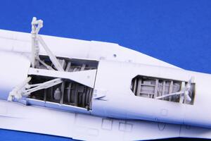 F-16MLU Wheel Bays 1/72