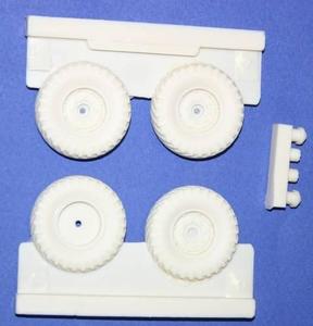 Q.Chevr.4x4 wheels10,5x20 Cros CountryFiresto 1/35