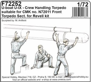 U boot IXC – Crew Handling Torpedo (3 fig.) 1/72