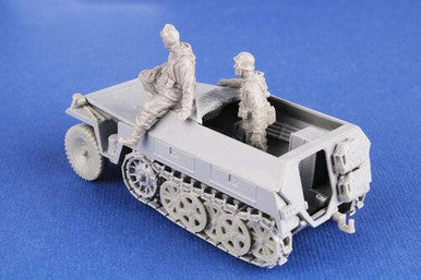 1/72 CMK Sd.Kfz 250/251 Crew in Winter Uniforms