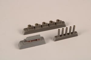 PT-109 Boat Deck Set (Smoke Generator, Ventilation Funnels) 1/72