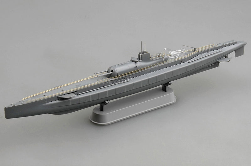 FRENCH SURCOUF      SUBMARINE CRUISER