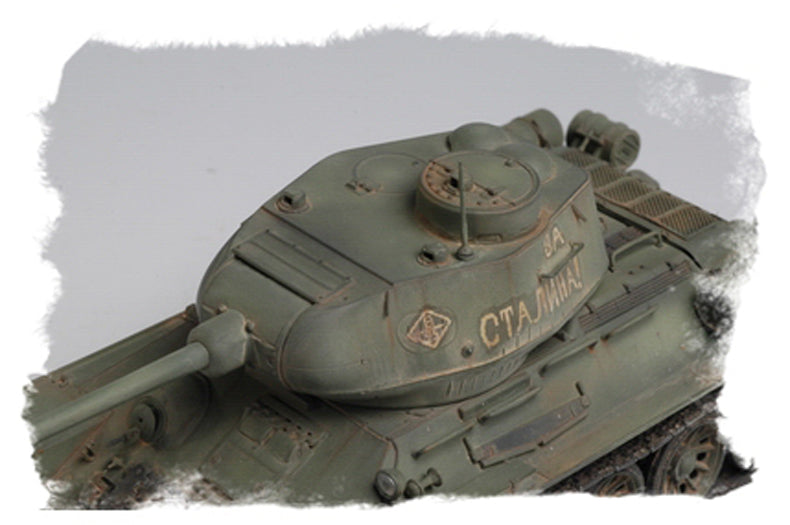 RUSSIAN T-34/85 1944FLATTENEDTURRET TANK