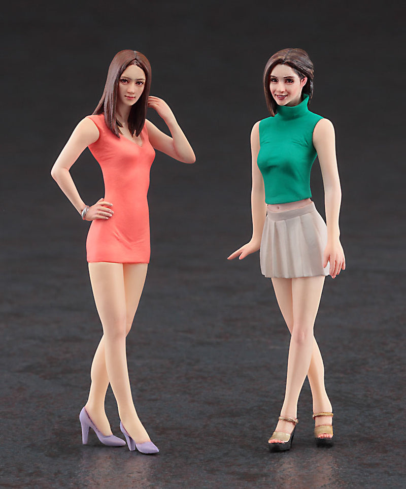 FASHIPN MODEL GIRLS FIGURE (Two kits in the box)