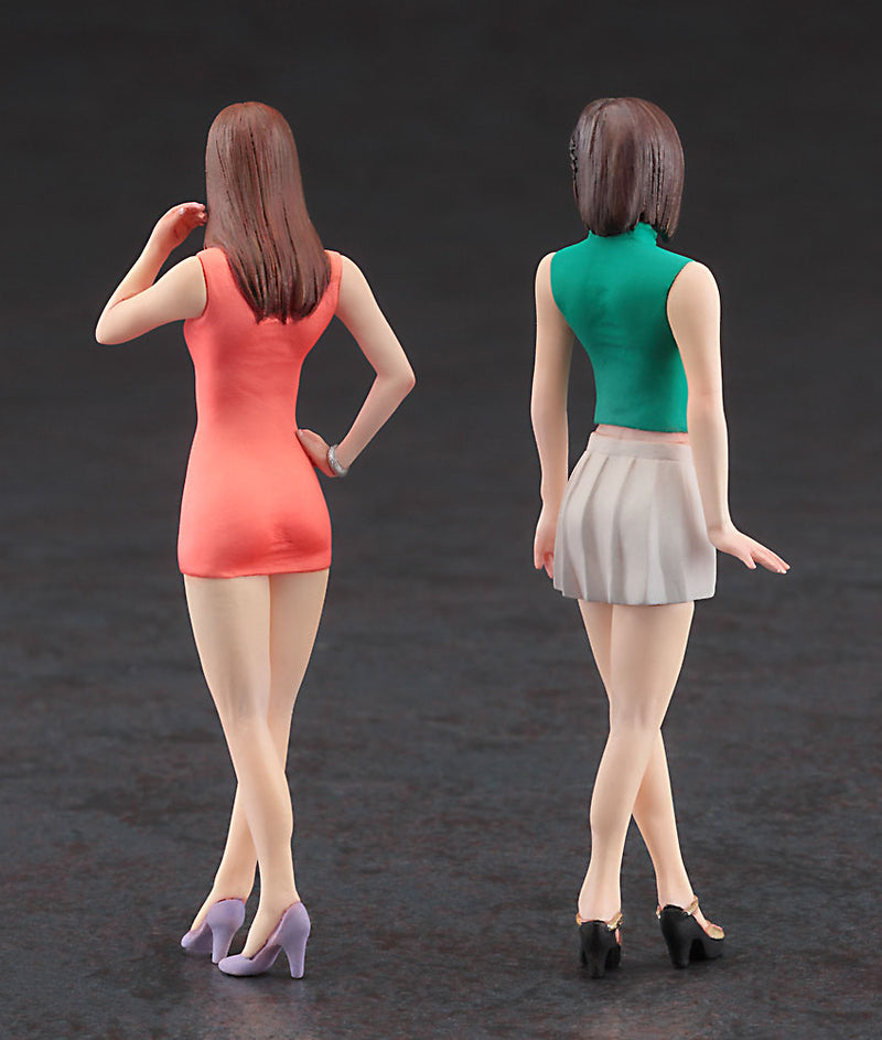 FASHIPN MODEL GIRLS FIGURE (Two kits in the box)