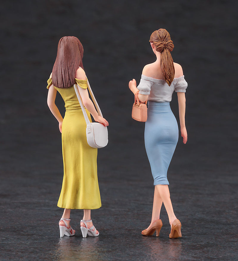 HOLLYWOOD CELEBRITY GIRLS FIGURE (Two kits in the box)