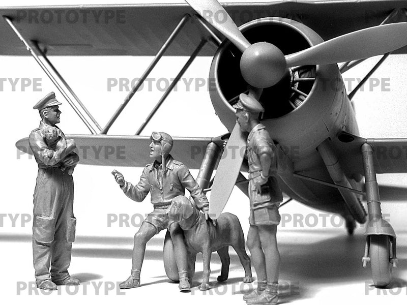 ICM32025 - 1/32 ICM CR. 42 Falco with Italian Pilots in tropical uniform