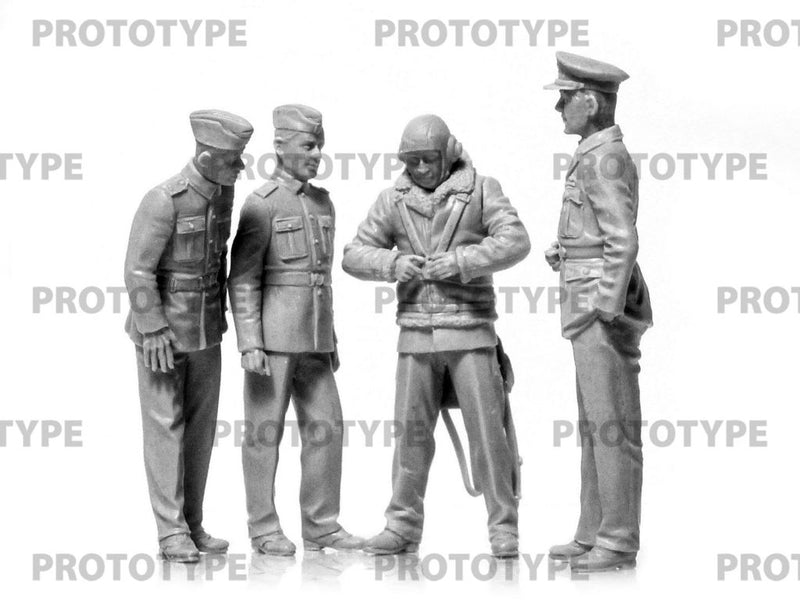 ICM32113 - 1/32 ICM WWII RAF Cadets (100% new molds)