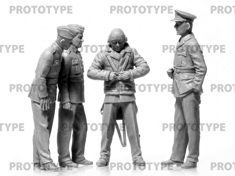 ICM32113 - 1/32 ICM WWII RAF Cadets (100% new molds)