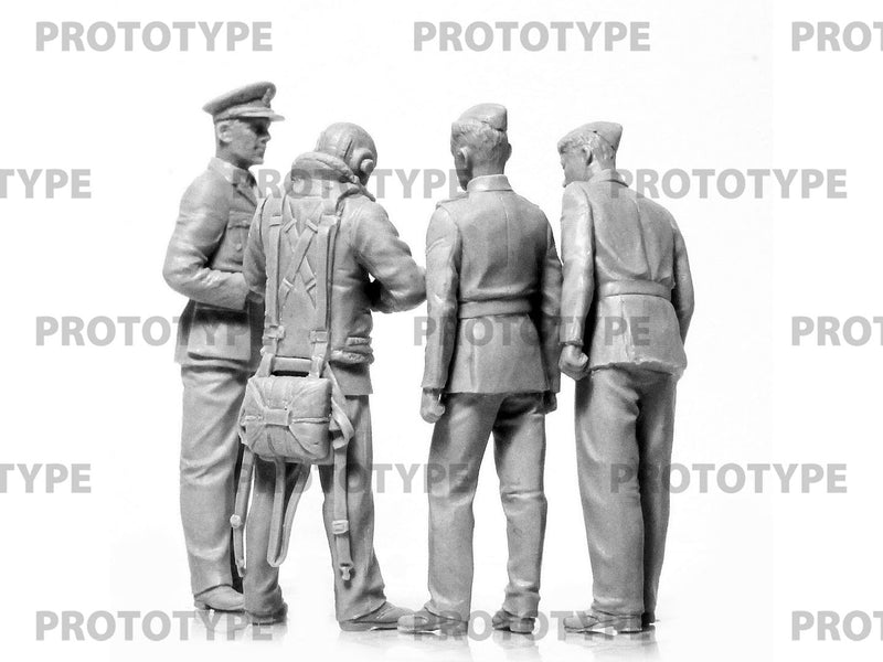 ICM32113 - 1/32 ICM WWII RAF Cadets (100% new molds)