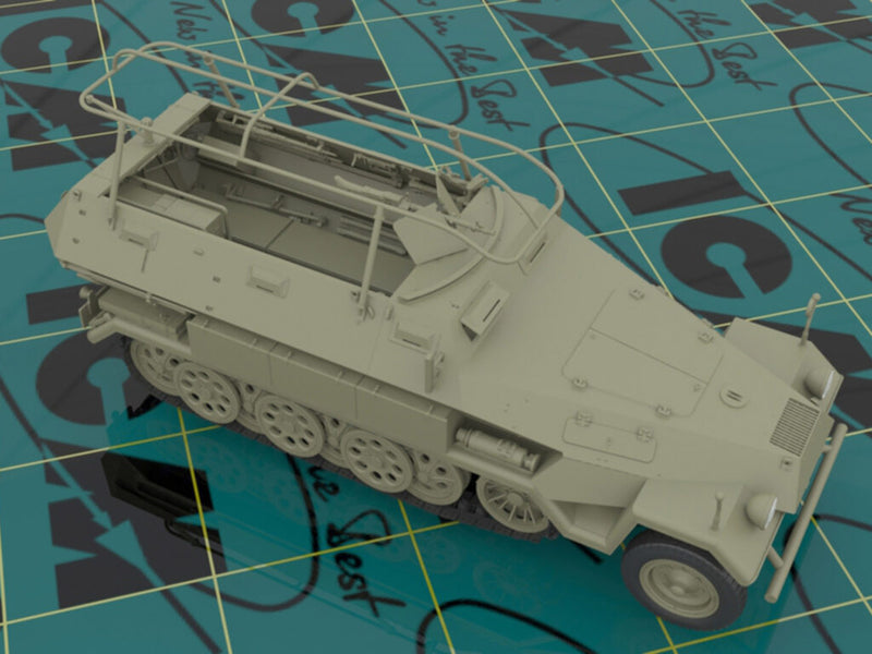 ICM35102 - 1/35 ICM Sd.Kfz.251/6 Ausf.A, WWII German Armoured Command Vehicle