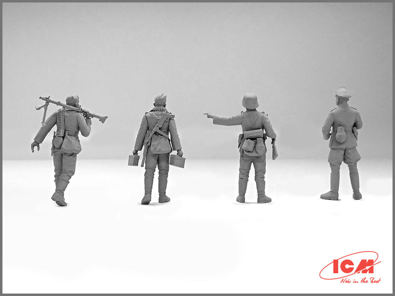 ICM35639 - 1/35 ICM German Infantry (1939-1942) (4 figures)