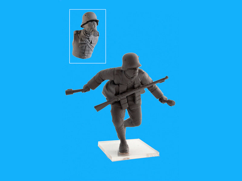 ICM35695 - 1/35 ICM German Infantry in Gas Masks (1918) (4 figures)