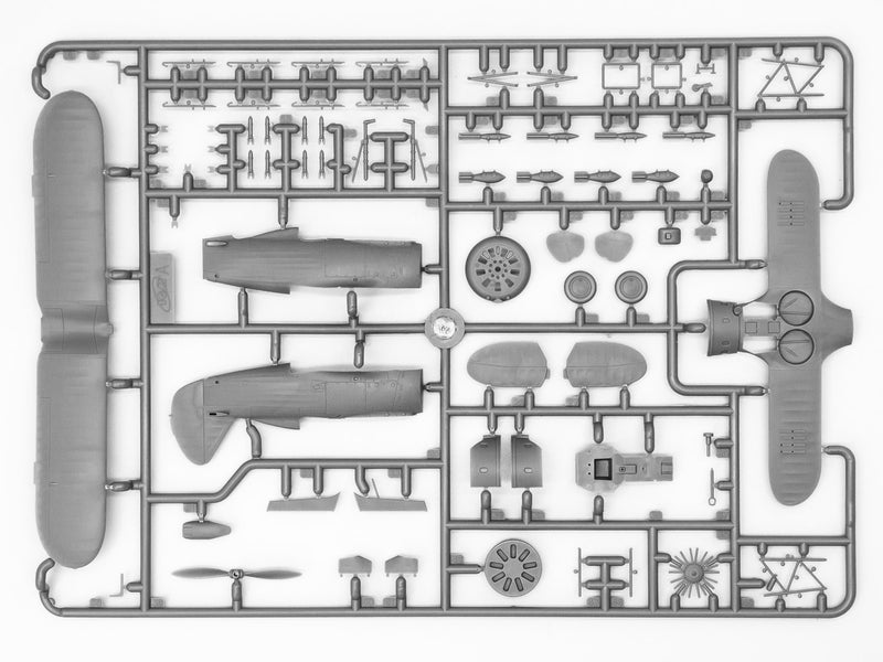 ICM72074 - 1/72 ICM I-153 "Chaika", WWII Soviet Biplane Fighter