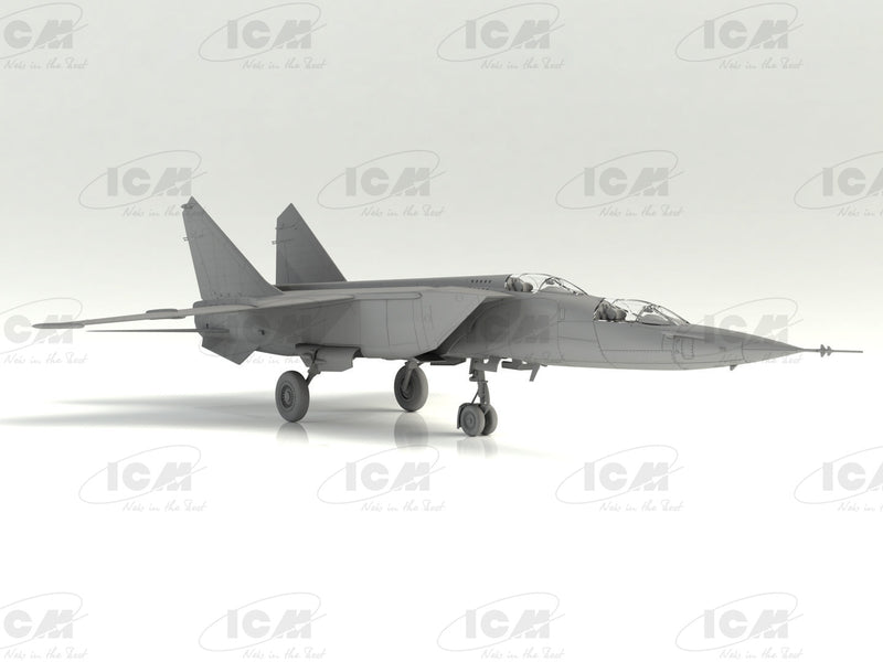 ICM72176 - 1/72 ICM MiG-25 RU, Soviet Training Aircraft