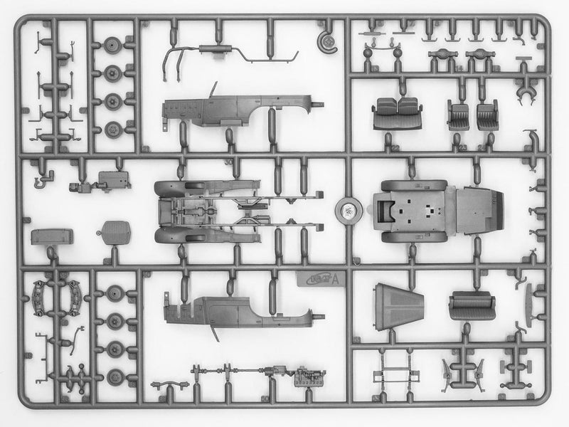 ICM72473 - 1/72 ICM Type G4 Partisanenwagen with MG 34 Plastic Model Kit