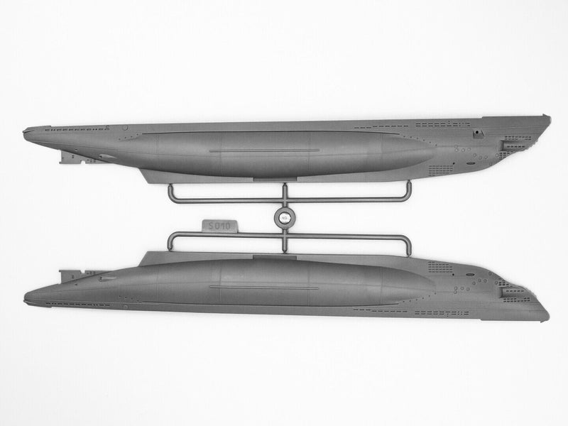 ICMS010 - 1/144 ICM U-Boat Type IIB (1943), German Submarine