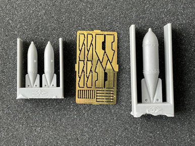 1/32 Infinity Models Weapons set bombs