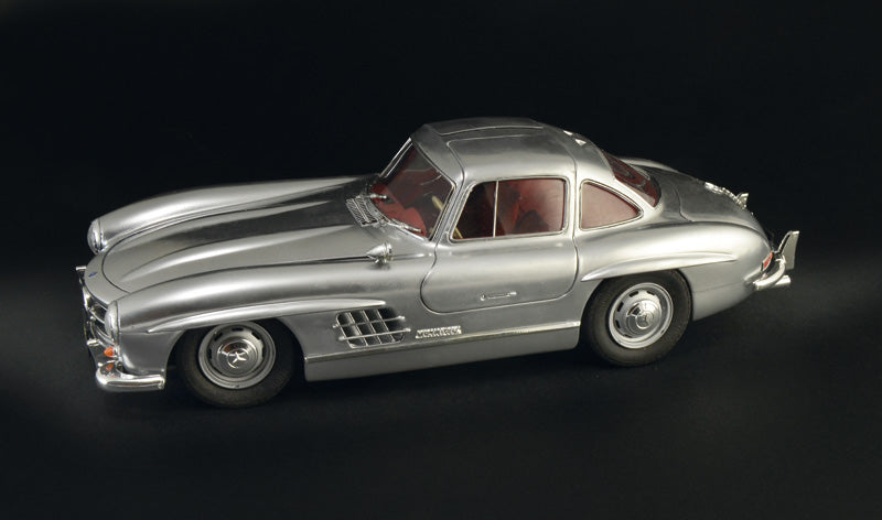 MERCEDES-BENZ 300SL GULLWING