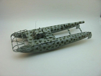 1/35 Mikro Mir German Sprengboot Tornado Boat