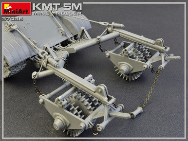 1/35 Miniart KMT-5M Mine Roller