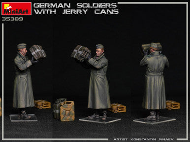 1/35 Miniart German Soldiers (2) w/8 Jerry Cans