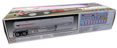 1/32 Revell Semi Tanker Trailer Plastic Model Kit