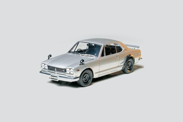 TAM24194 - 1/24 Tamiya Nissan Skyline 2000 GTR Car