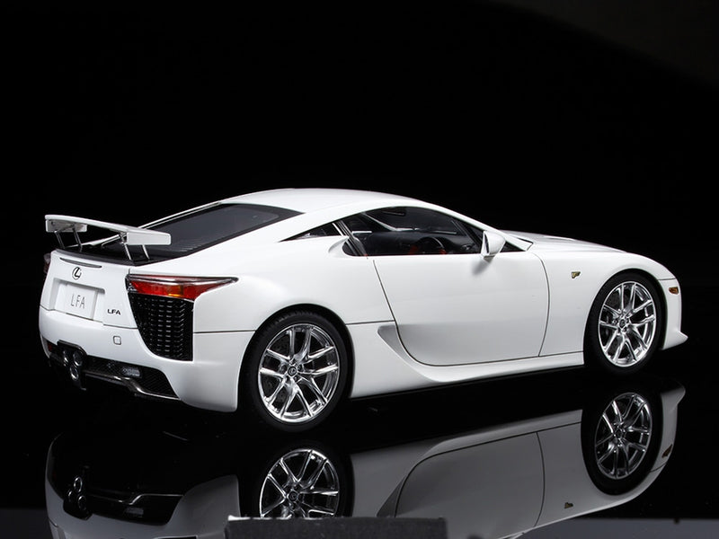 TAM24319 - 1/24 Tamiya Lexus LFA Car