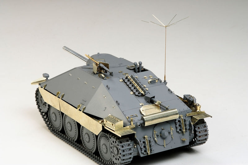 TAM25156 - 1/35 Tamiya Jagdpanzer 38(t) Hetzer Mid Production Tank