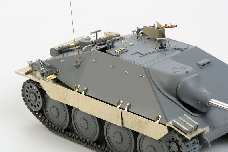 TAM25156 - 1/35 Tamiya Jagdpanzer 38(t) Hetzer Mid Production Tank