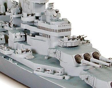 TAM31613 - 1/700 Tamiya USS Missouri BB63 Battleship Waterline