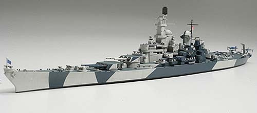 TAM31616 - 1/700 Tamiya USS Iowa BB61 Battleship Waterline