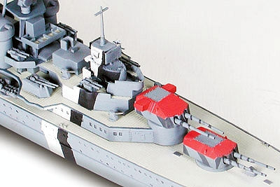 TAM31805 - 1/700 Tamiya German Prinz Eugen Heavy Cruiser Waterline