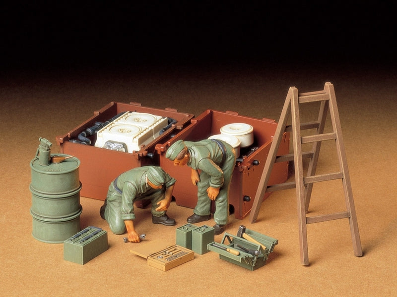 TAM35180 - 1/35 Tamiya German Tank Maintenance Crew