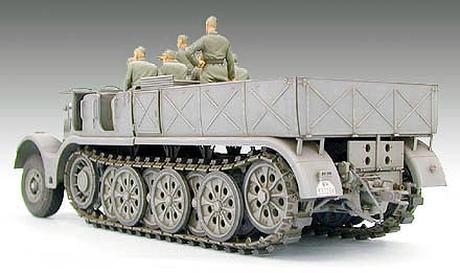 TAM35239 - 1/35 Tamiya German 18T Heavy Halftrack