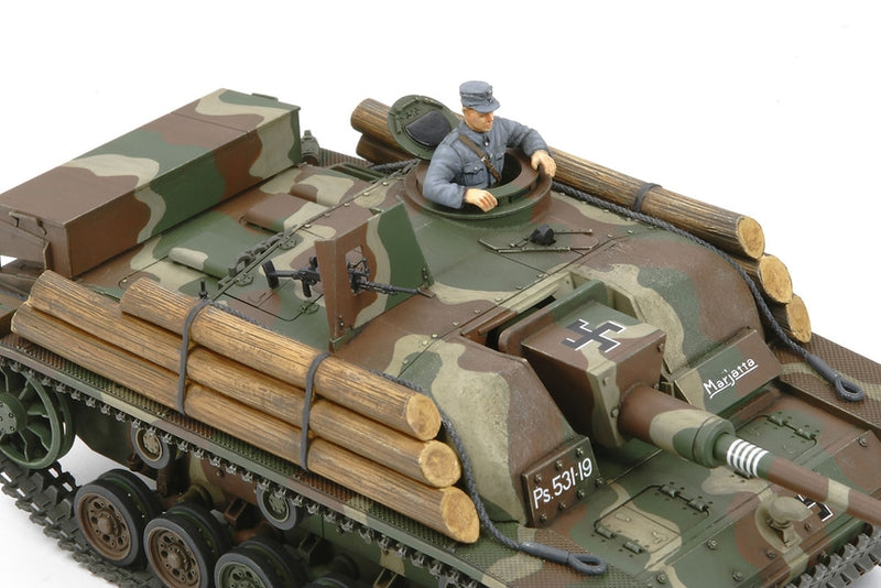 TAM35310 - 1/35 Tamiya Sturmgeschutz III Ausf G Finnish Army Tank