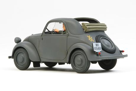 TAM35321 - 1/35 Tamiya Simca 5 German Staff Car