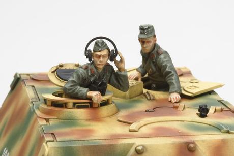 TAM35325 - 1/35 Tamiya German SdKfz 184 Schwere Jagdpanzer Elefant Heavy Tank Destroyer