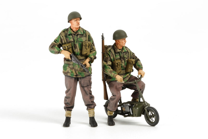 TAM35337 - 1/35 Tamiya British Paratroopers (4) w/2 Small Motorcycles